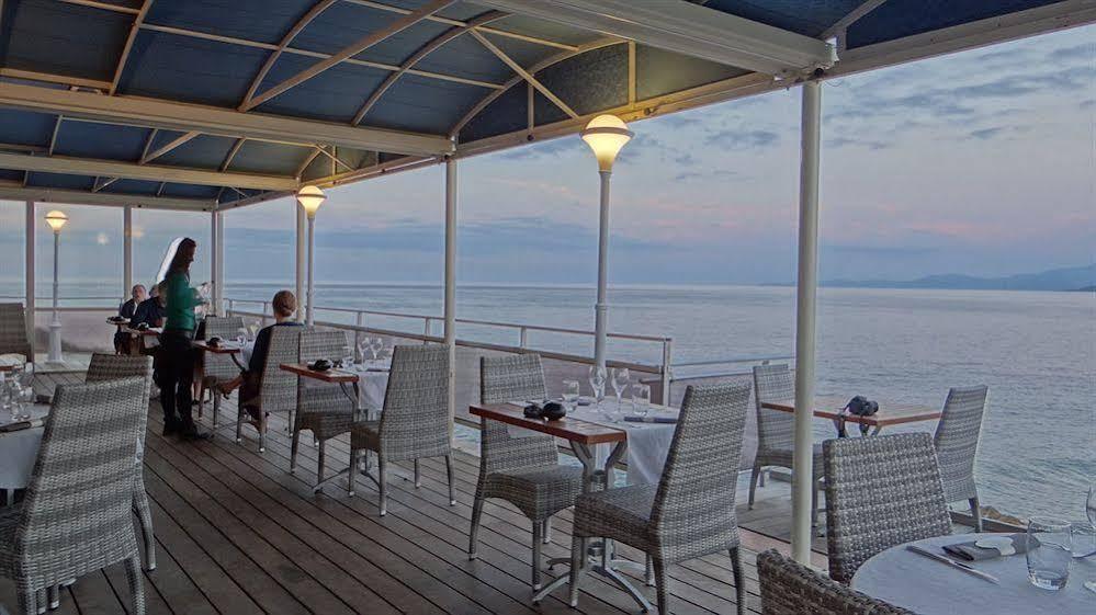 La Pietra Restaurant & Hotel LʼÎle-Rousse