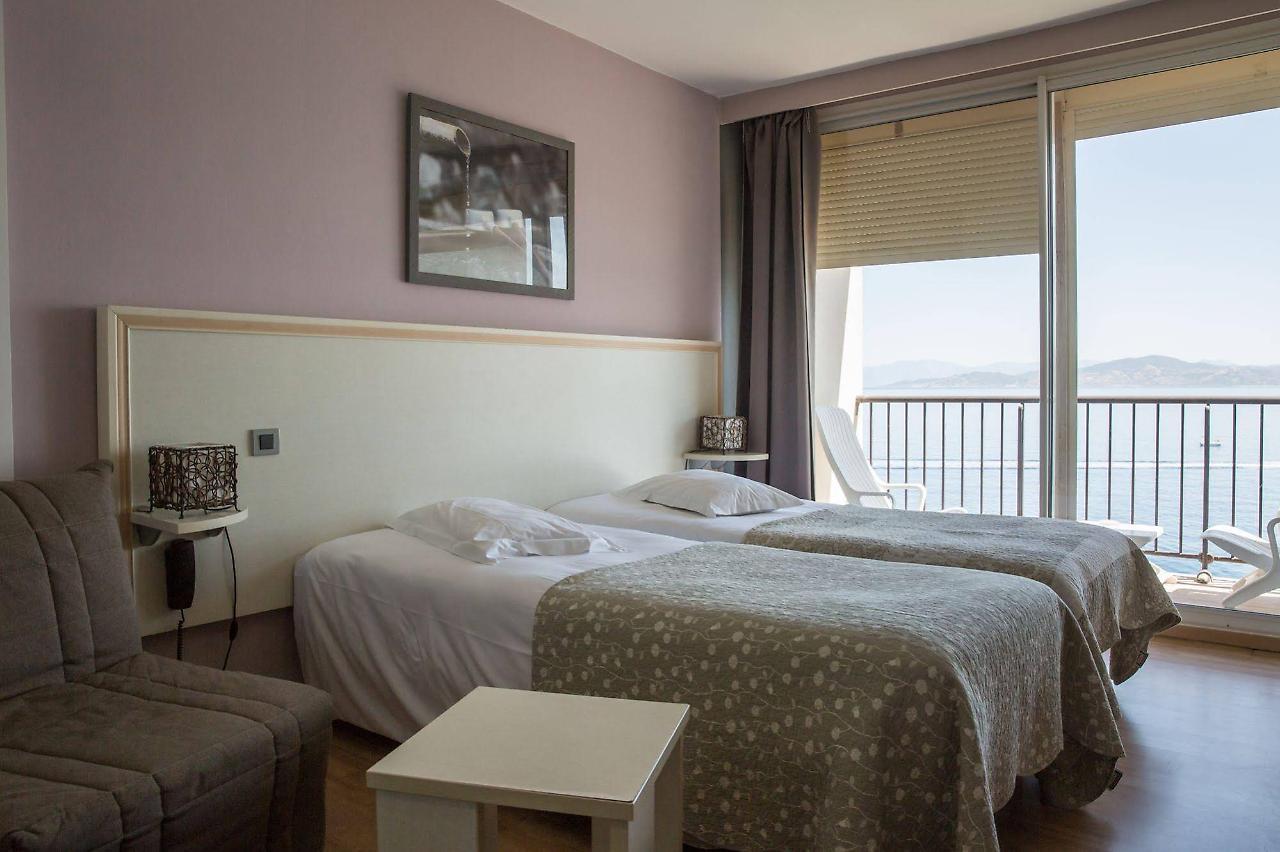 La Pietra Restaurant & Hotel 3*