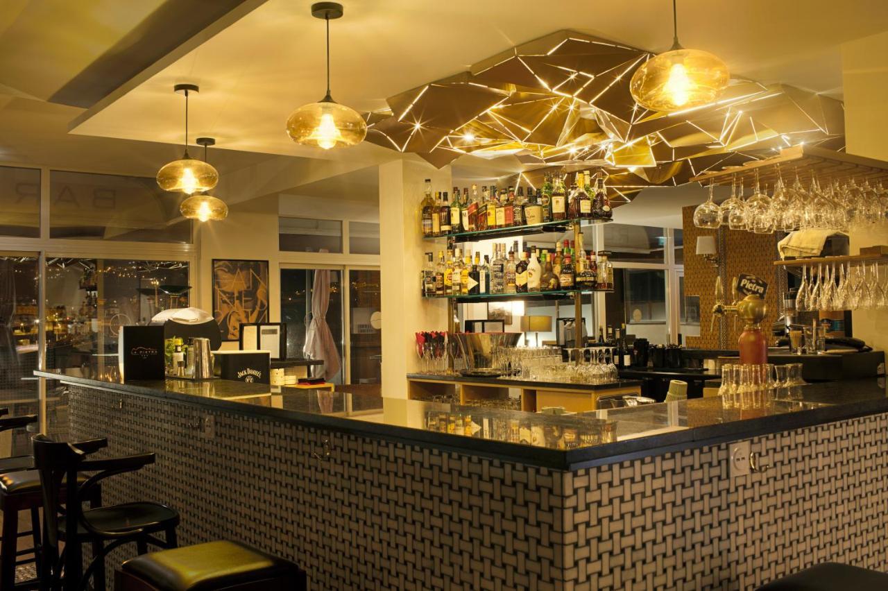 Hotel La Pietra Restaurant & 3*