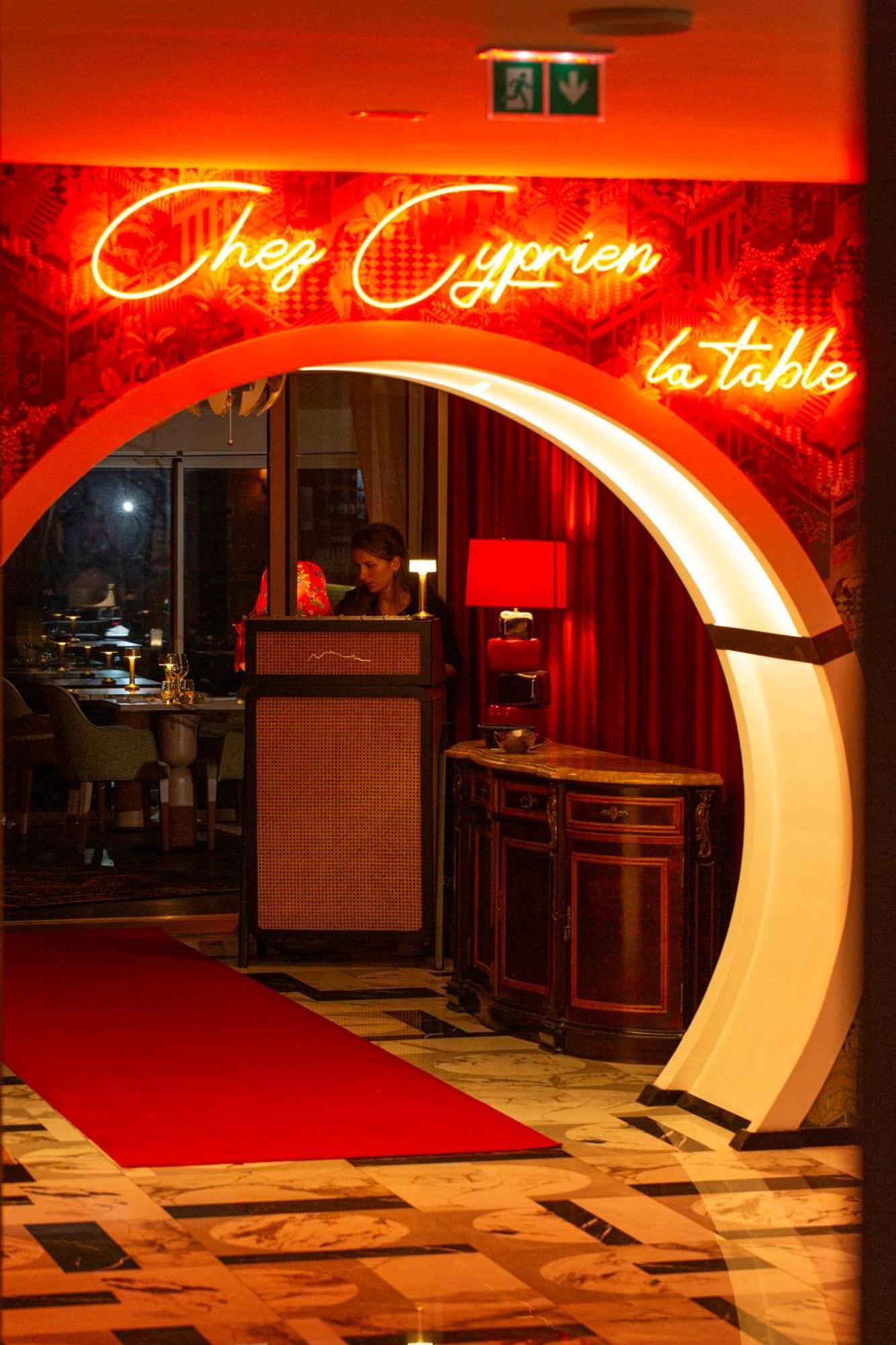 La Pietra Restaurant &
