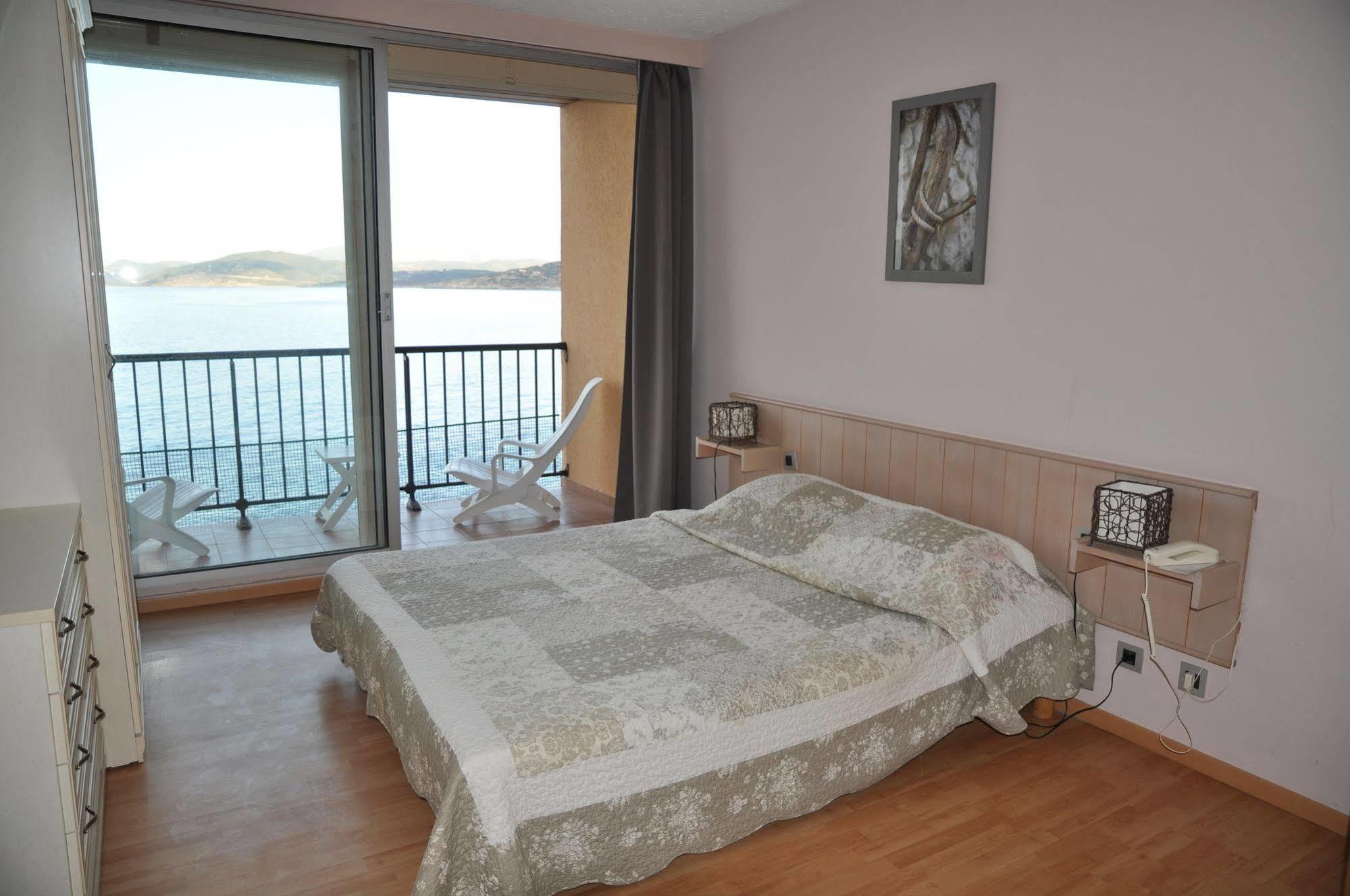 La Pietra Restaurant & 3* L'Ile-Rousse (Corsica)